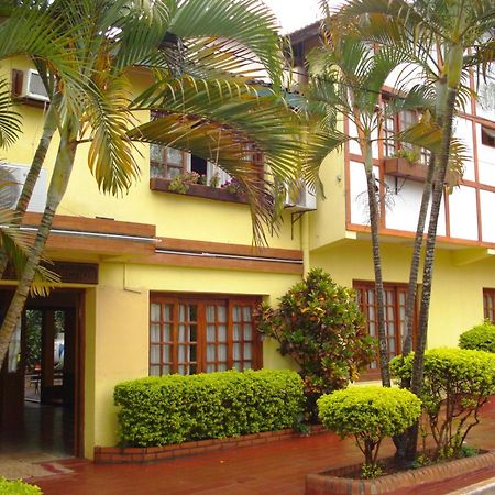 Hosteria Los Helechos Puerto Iguazu Exterior photo